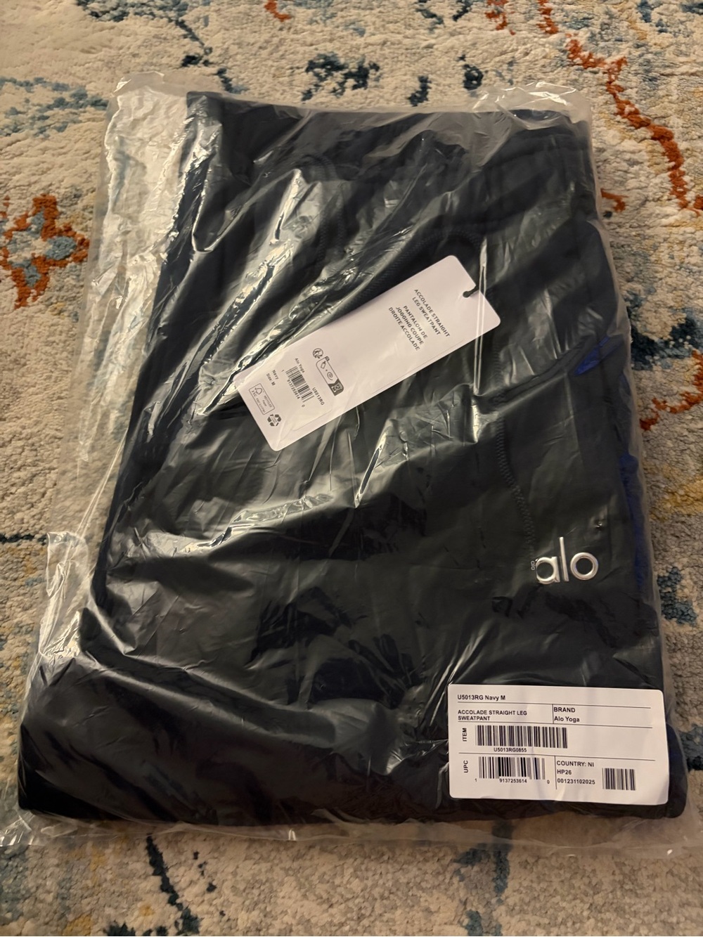 NWT Alo Yoga Matching Tracksuit Set - 1/4 Zip Pullover & Sweatpants - Picture 8 of 8